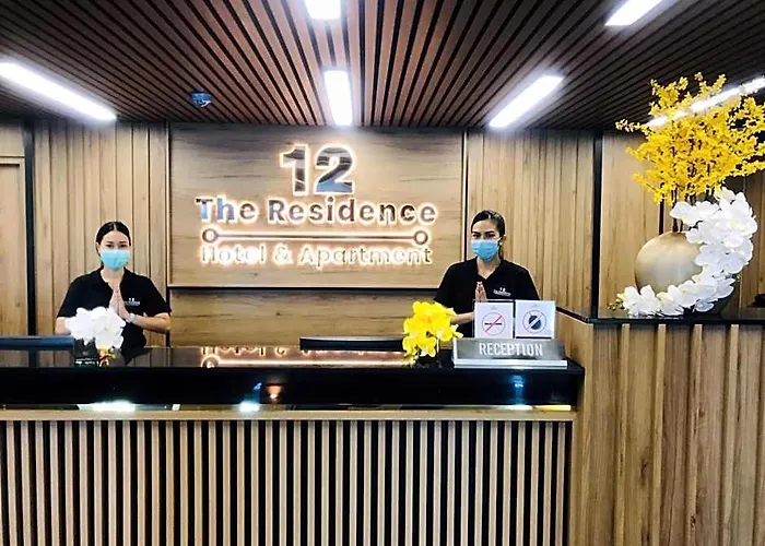 Отель 12 The At Don Mueang Airport 4*